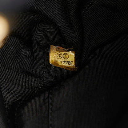 Chanel Caviar Petite Shopping Tote (SHG-ivSuzo)