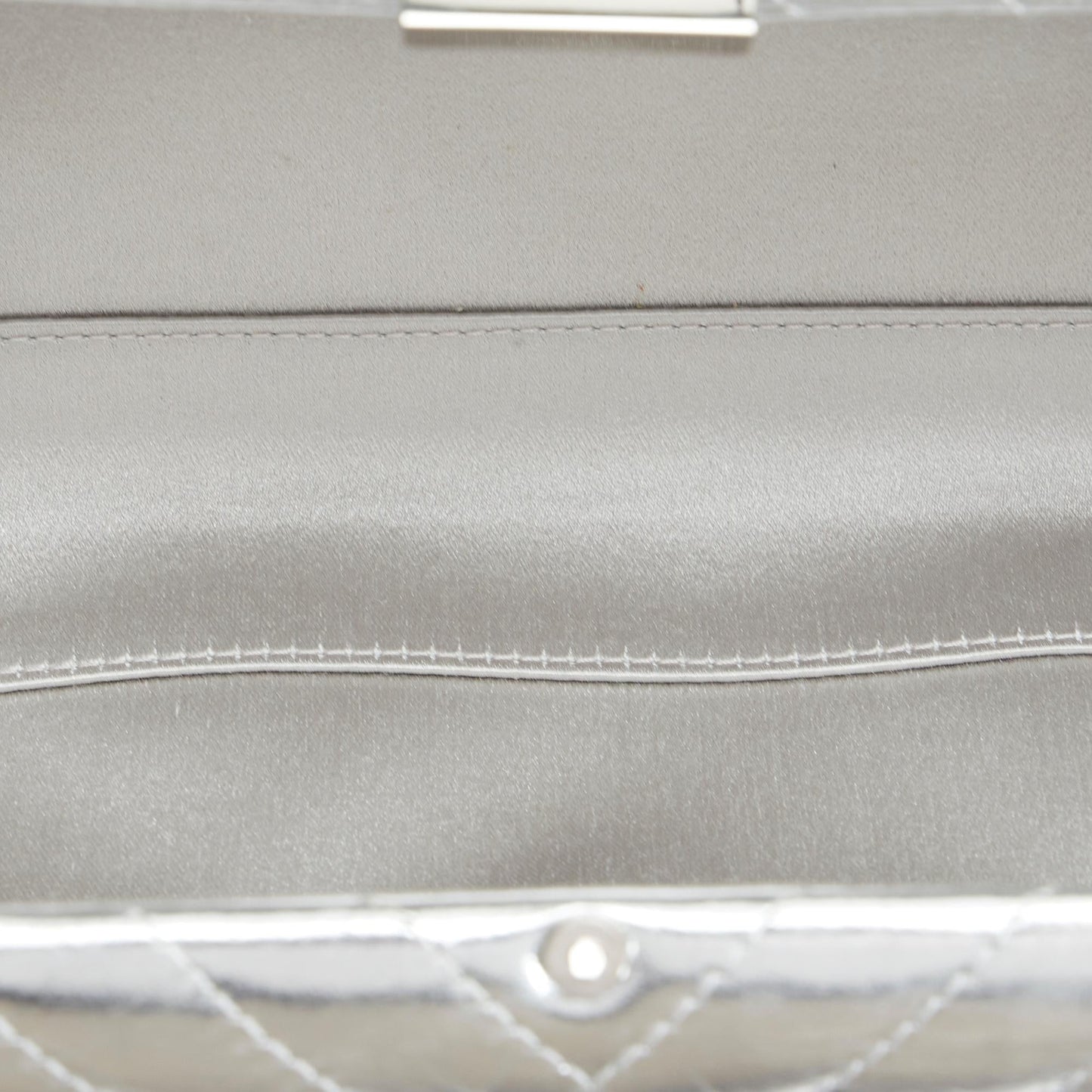 Chanel Chain Fringe Leather Clutch Bag (SHG-groSid)
