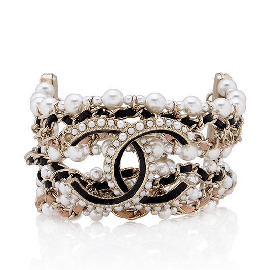 Chanel Chain Pearl CC Bracelet (SHF-18217)