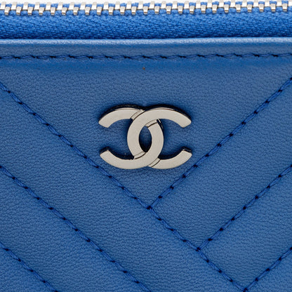 Chanel Chevron Lambskin Large O-Case (SHF-xDcooa)
