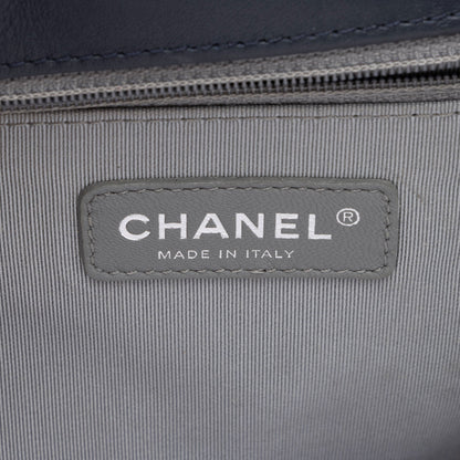 Chanel Chevron Lambskin New Medium Boy Bag (SHF-SYvI5N)