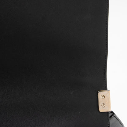 Chanel Chevron Lambskin New Medium Boy Bag (SHF-KOMM25)