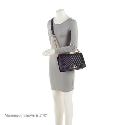 Chanel Chevron Lambskin New Medium Boy Bag (SHF-KOMM25)