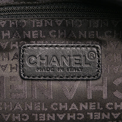 Chanel Chocolate Bar Leather Handbag (SHG-35793)