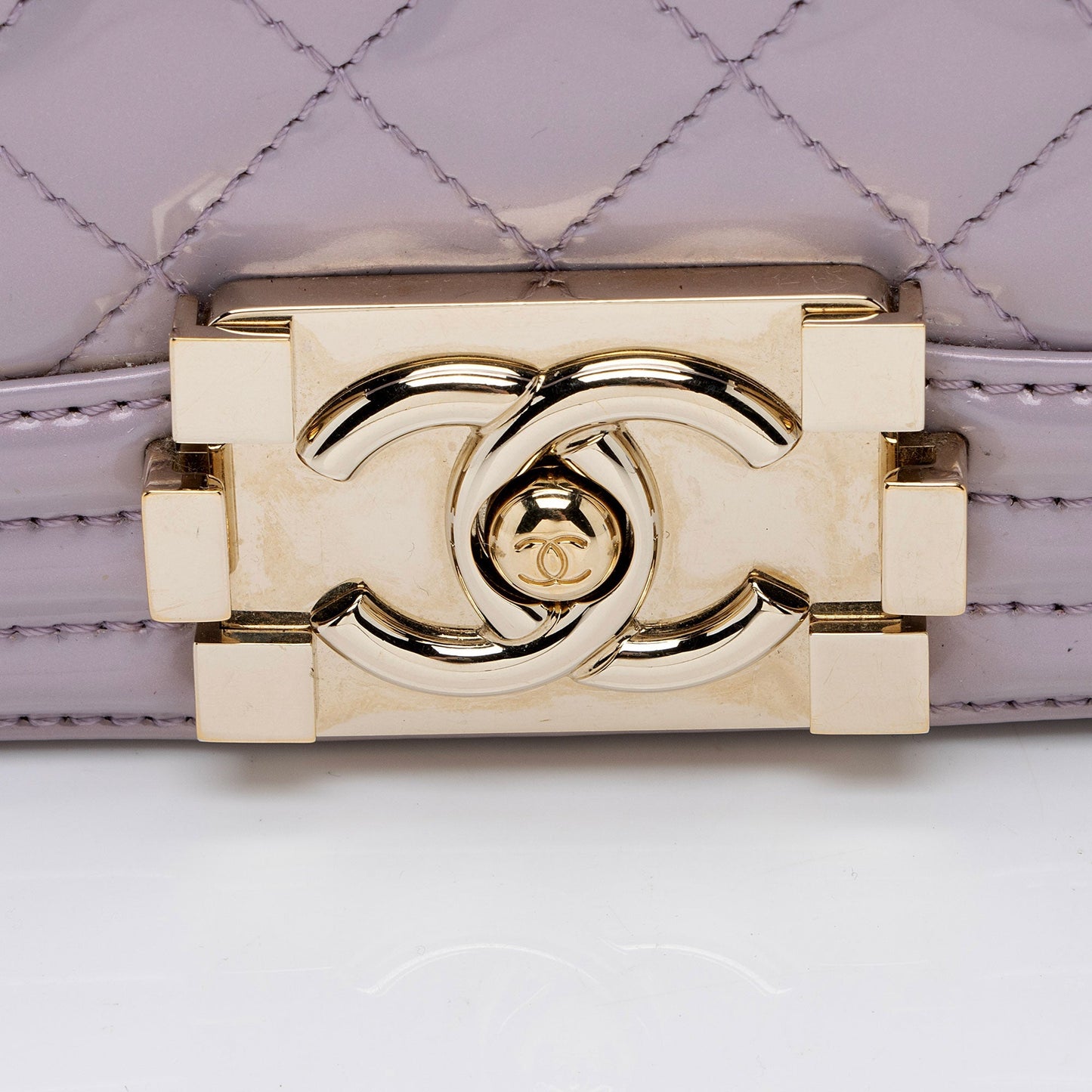 Chanel Patent Leather New Medium Boy Bag (SHF-o181rK)
