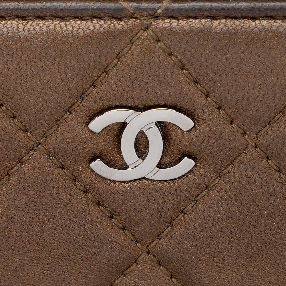 Chanel Metallic Lambskin CC Zip Around Wallet (SHF-20961)