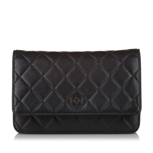 Chanel Matelasse Wallet On Chain (SHG-34521)