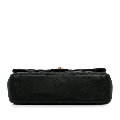 Chanel Maxi Classic Lambskin Double Flap (SHG-eE9hXY)