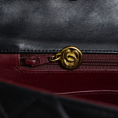 Chanel Maxi Classic Lambskin Single Flap (SHG-75P0CA)