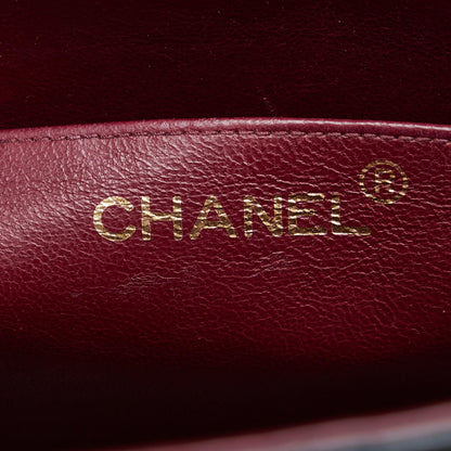 Chanel Maxi Classic Lambskin Single Flap (SHG-75P0CA)