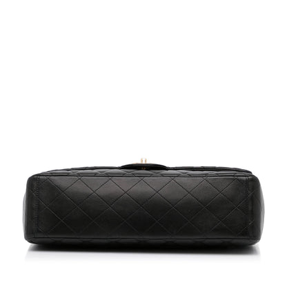 Chanel Maxi Classic Lambskin Single Flap (SHG-Jma1dB)