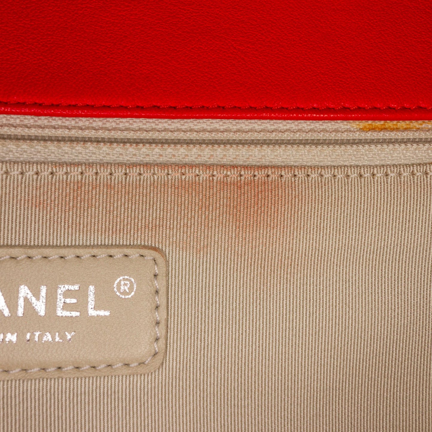 Chanel Maxi Lambskin Chain Around Flap (SHG-TmpBts)