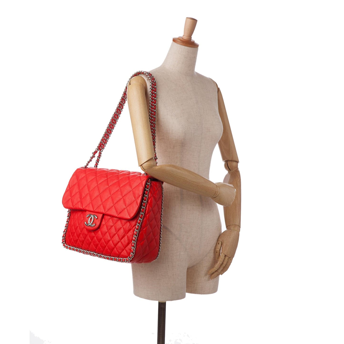 Chanel Maxi Lambskin Chain Around Flap (SHG-TmpBts)