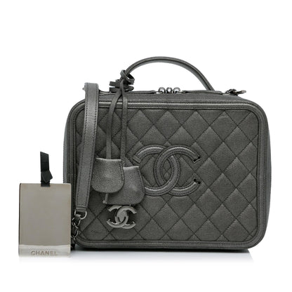 Chanel Medium CC Filigree Caviar Vanity Case (SHG-JLPrCU)