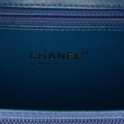 Chanel Medium CC Filigree Caviar Vanity Case (SHG-hDYH99)