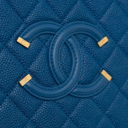 Chanel Medium CC Filigree Caviar Vanity Case (SHG-hDYH99)