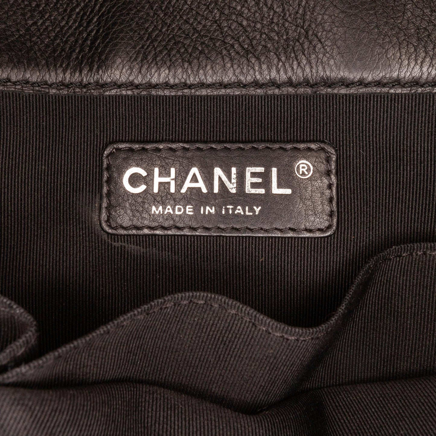 Chanel Medium Calfskin Boy Reverso Shopping Tote (SHG-odyl7T)