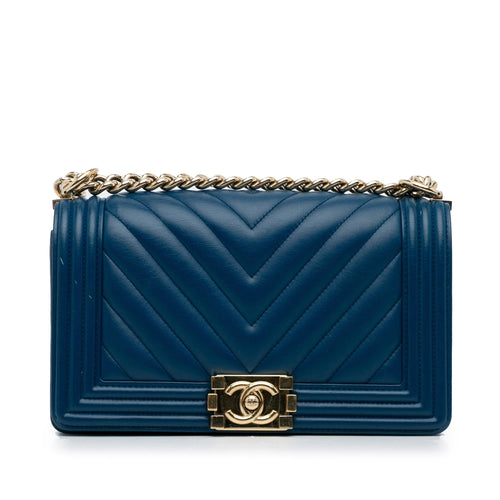 Chanel Medium Calfskin Chevron Boy Flap (SHG-L7KEKQ)