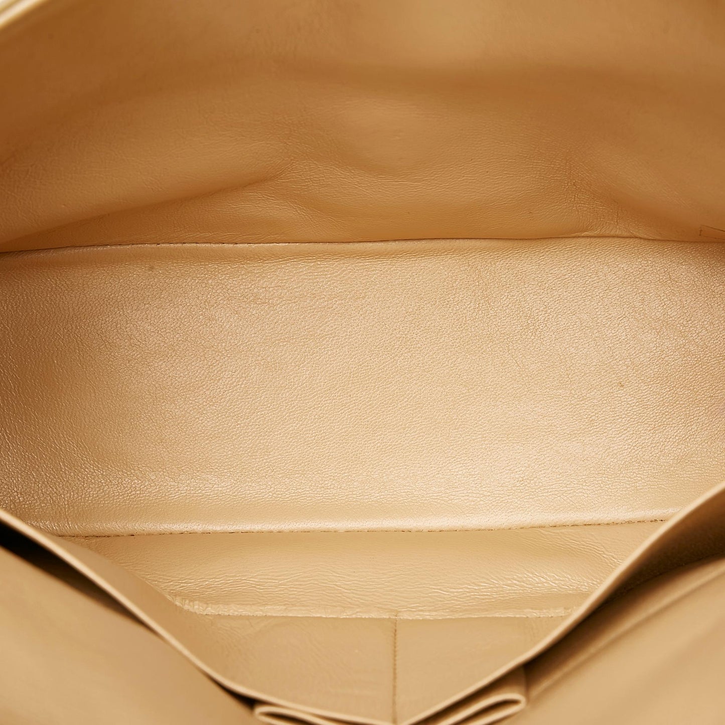 Chanel Medium Classic Lambskin Double Flap Bag (SHG-hsVSEO)