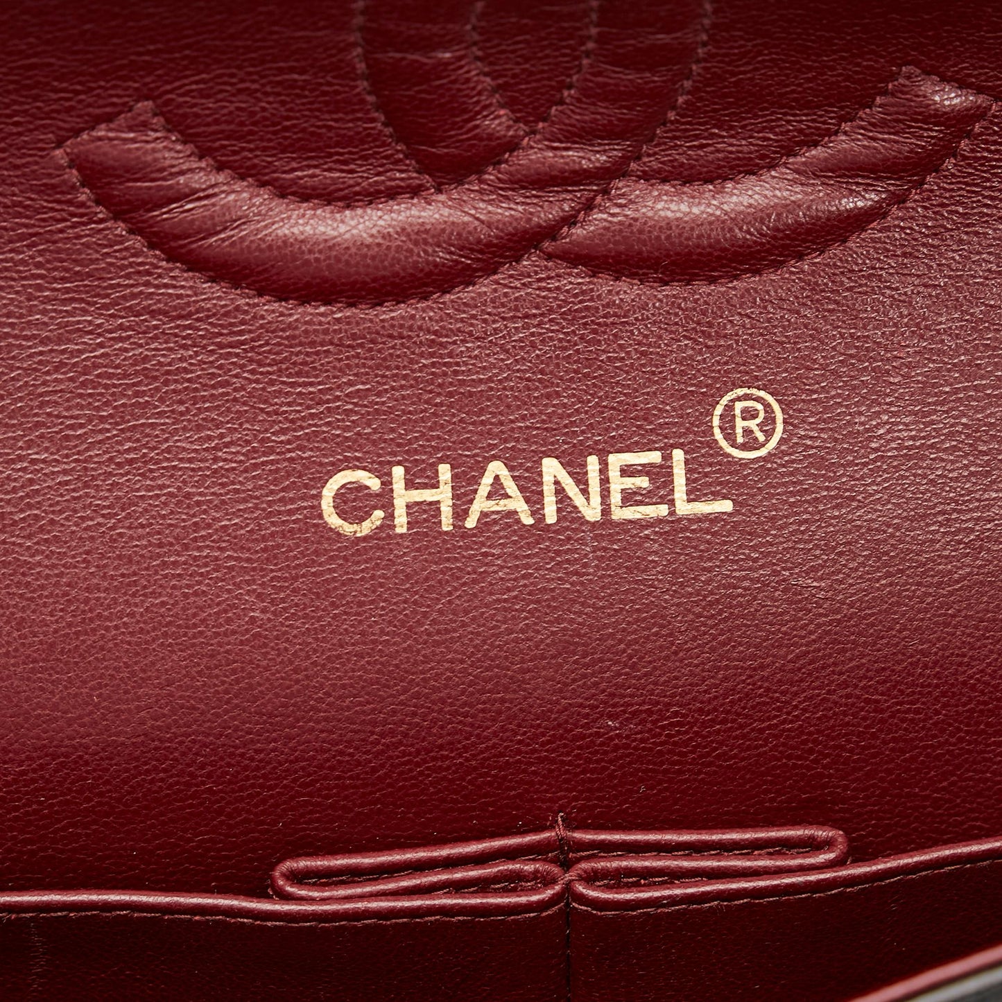 Chanel Medium Classic Lambskin Double Flap (SHG-Vy6wu2)