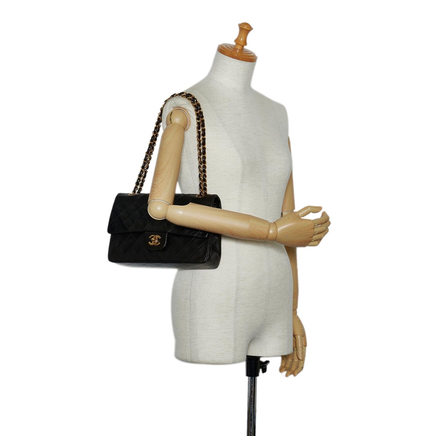 Chanel Medium Classic Lambskin Double Flap (SHG-Jtchhm)