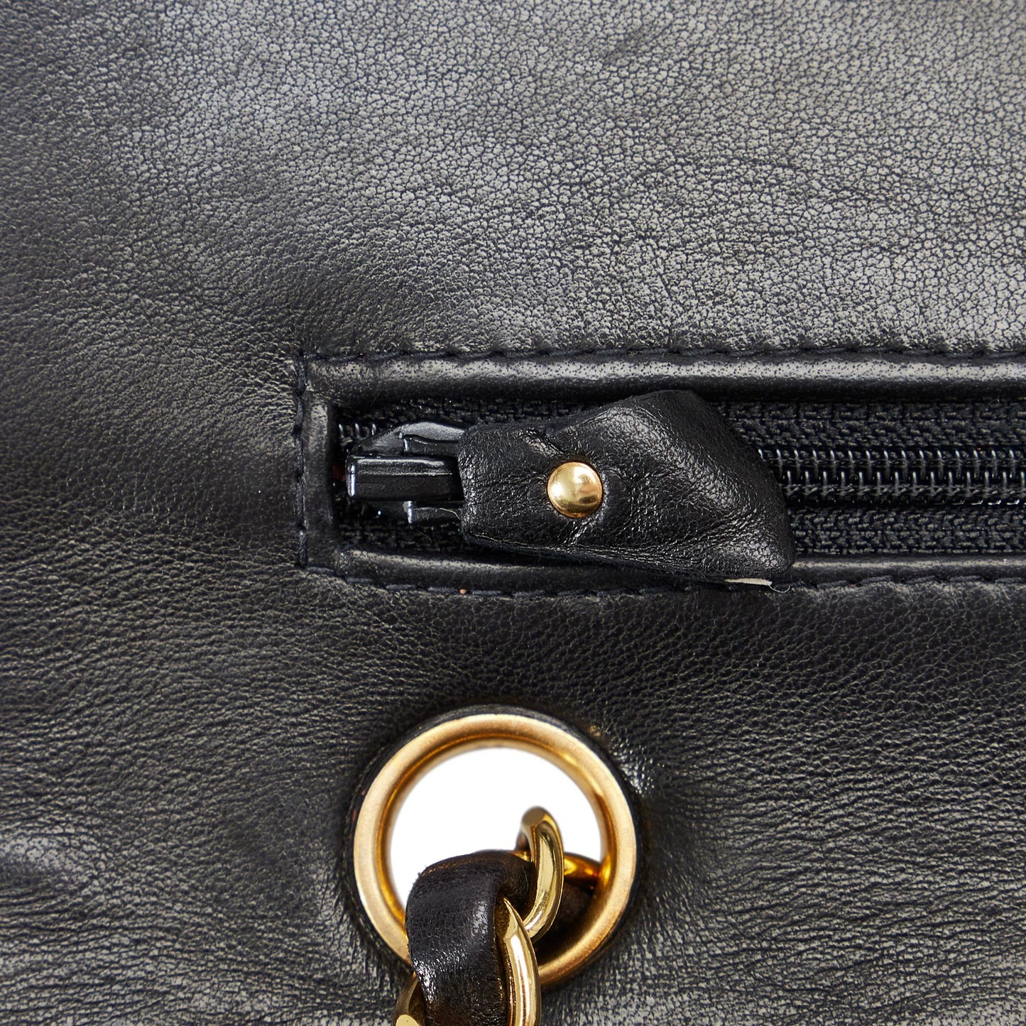 Chanel Medium Classic Lambskin Double Flap (SHG-hLYG9a)