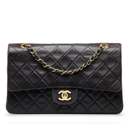 Chanel Medium Classic Lambskin Double Flap (SHG-hLYG9a)
