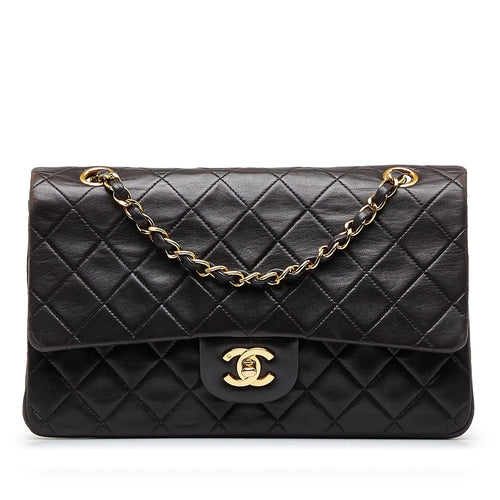 Chanel Medium Classic Lambskin Double Flap (SHG-hLYG9a)
