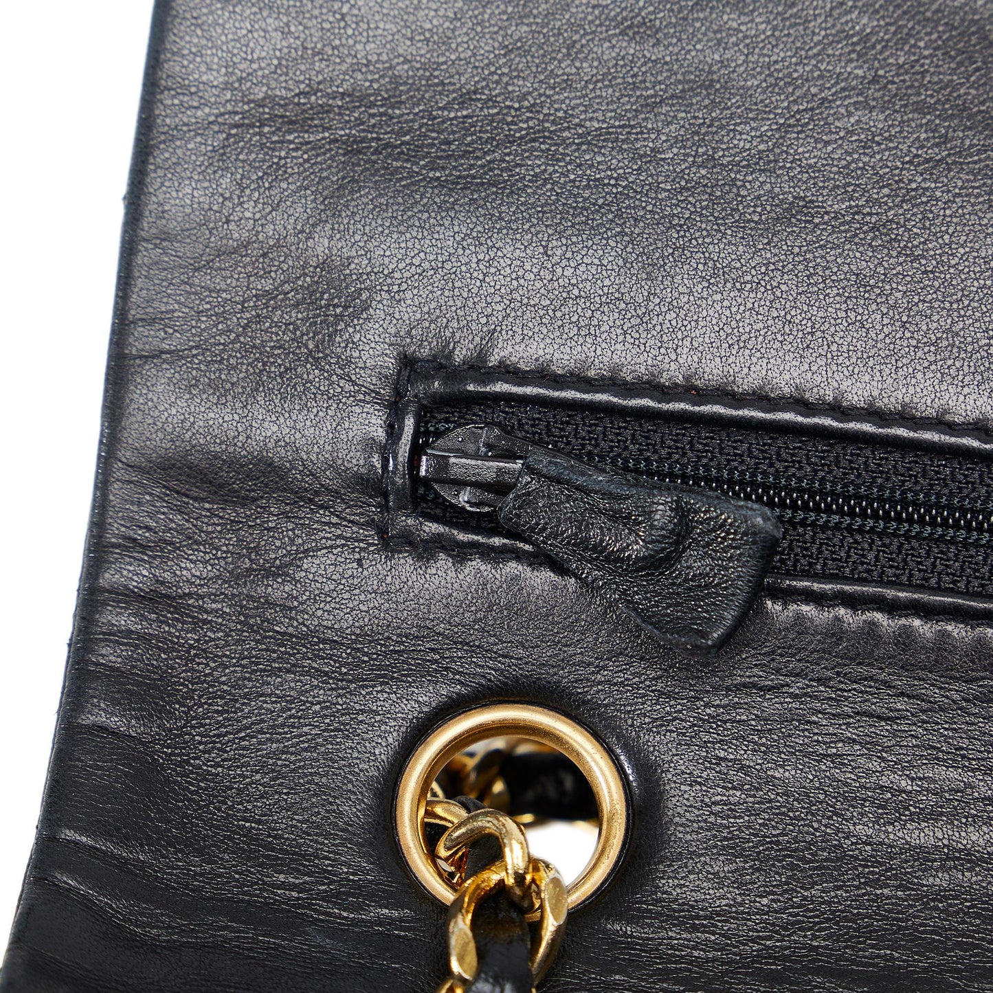 Chanel Medium Classic Lambskin Double Flap (SHG-MLhL0Y)