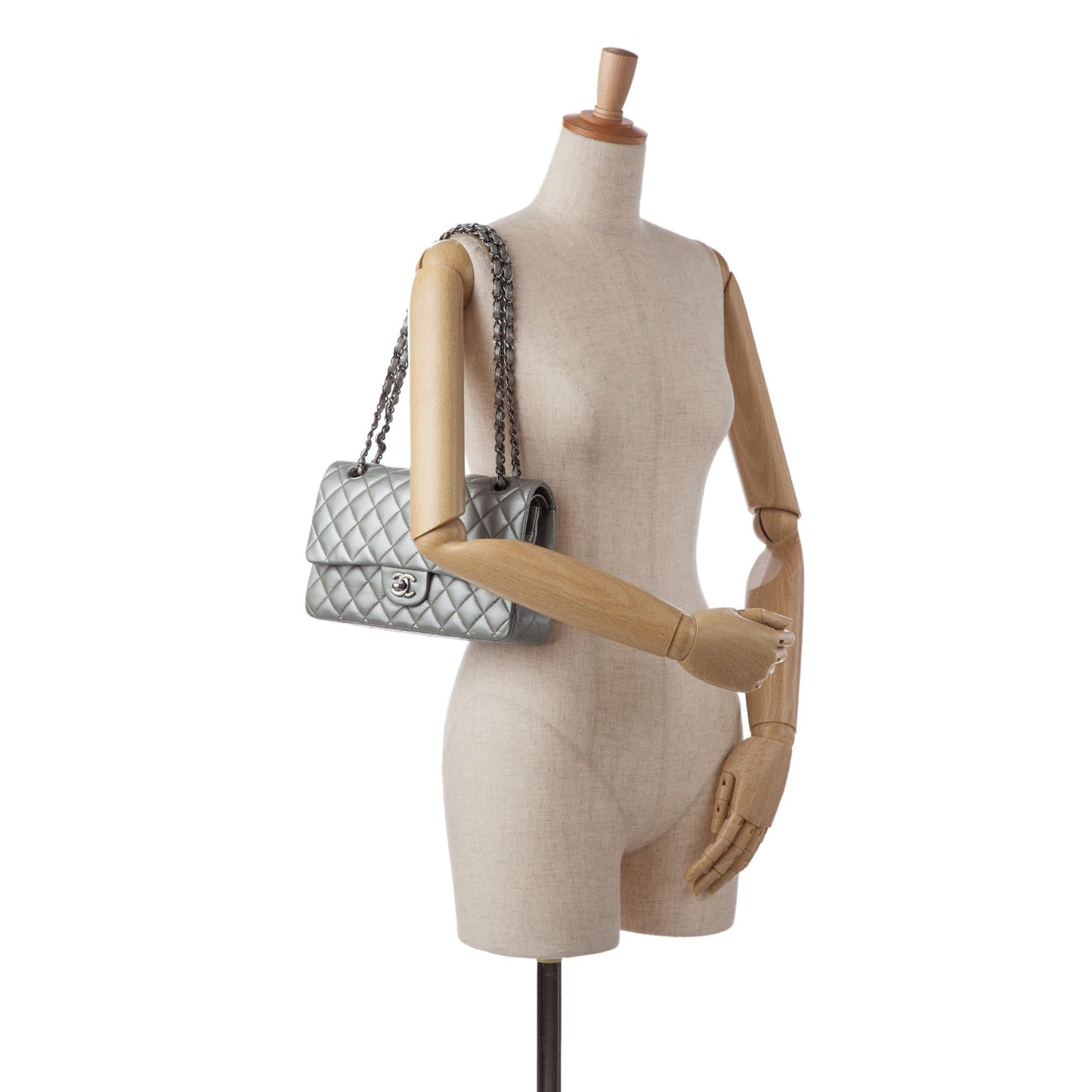 Chanel Medium Classic Lambskin Double Flap (SHG-W9RPF1)