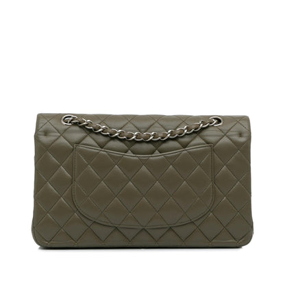 Chanel Medium Classic Lambskin Double Flap (SHG-KVpWQO)