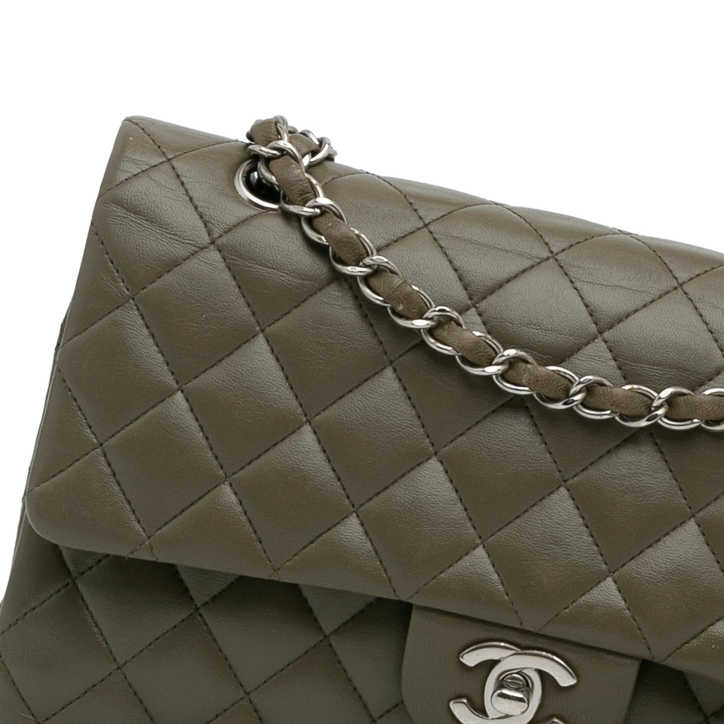 Chanel Medium Classic Lambskin Double Flap (SHG-KVpWQO)