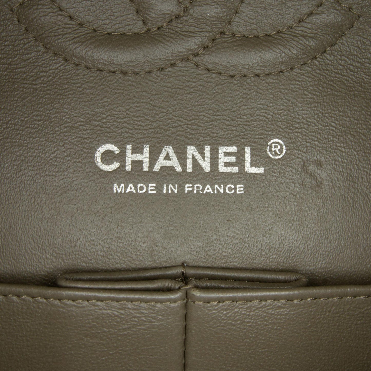 Chanel Medium Classic Lambskin Double Flap (SHG-KVpWQO)