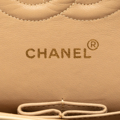 Chanel Medium Classic Lambskin Double Flap (SHG-Kr2lcw)