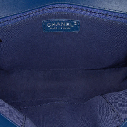 Chanel Medium Lambskin Boy Flap Bag (SHG-VYNHf9)