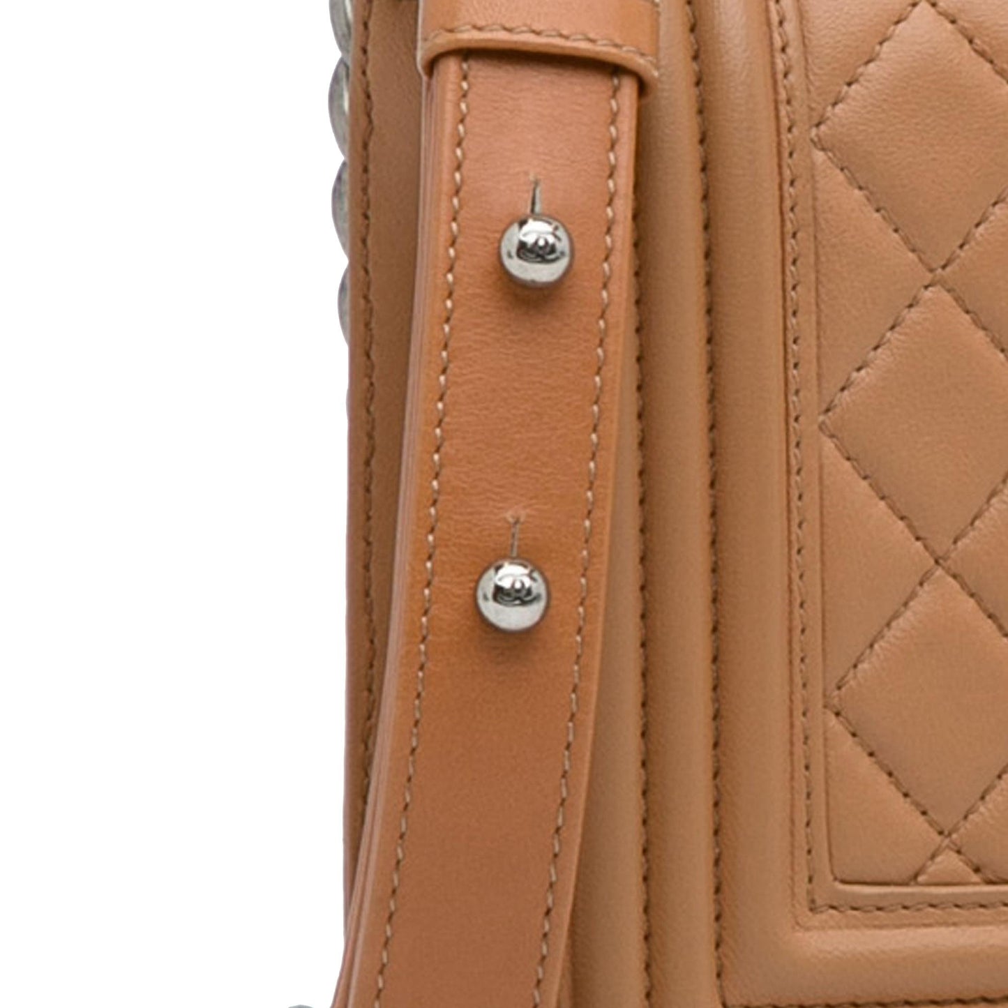 Chanel Medium Lambskin Boy Flap Bag (SHG-12u1uJ)