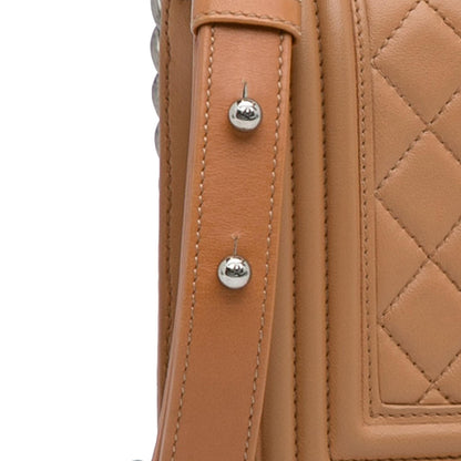 Chanel Medium Lambskin Boy Flap Bag (SHG-12u1uJ)