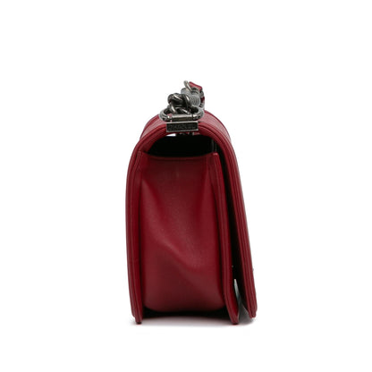 Chanel Medium Lambskin Boy Flap Bag (SHG-HGvn58)