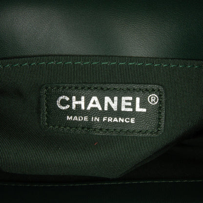 Chanel Medium Lambskin Boy Flap Bag (SHG-6P7DVs)