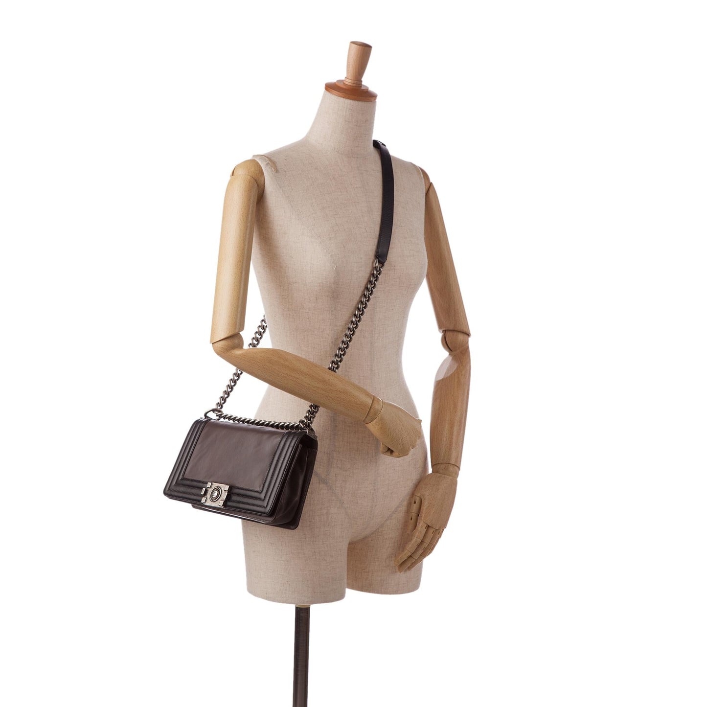 Chanel Medium Original Clasp Boy Bag (SHG-NdhCdS)