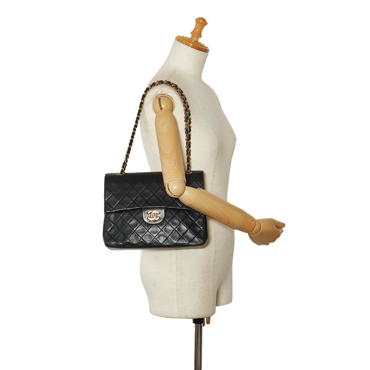 Chanel Medium Tall Classic Lambskin Double Flap (SHG-noIwy5)