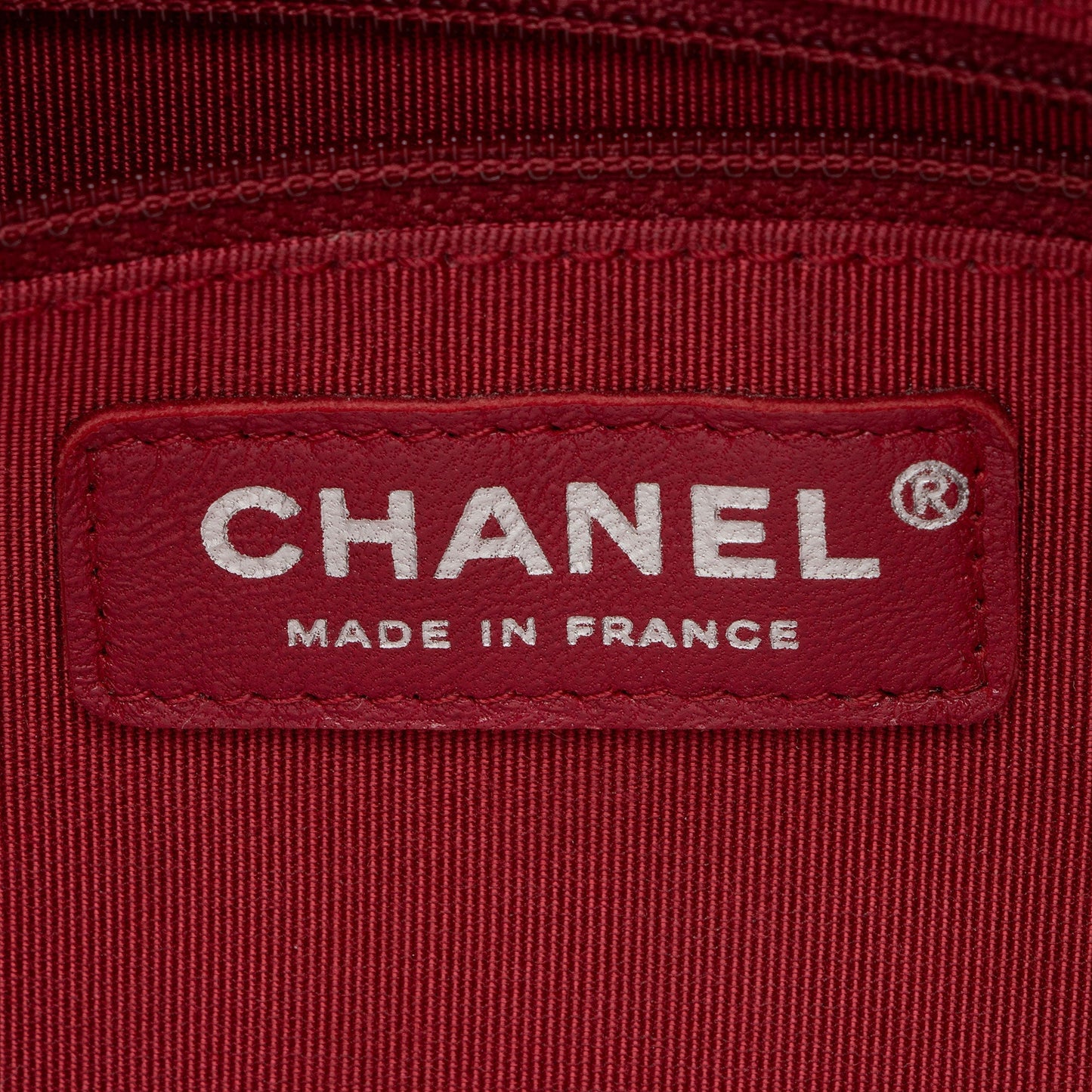 Chanel Metallic Aged Calfskin Gabrielle Medium Hobo (SHF-RJhsNR)