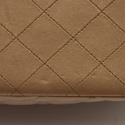 Chanel Metallic Lambskin Classic Maxi Double Flap Bag (SHF-kjT4fr)
