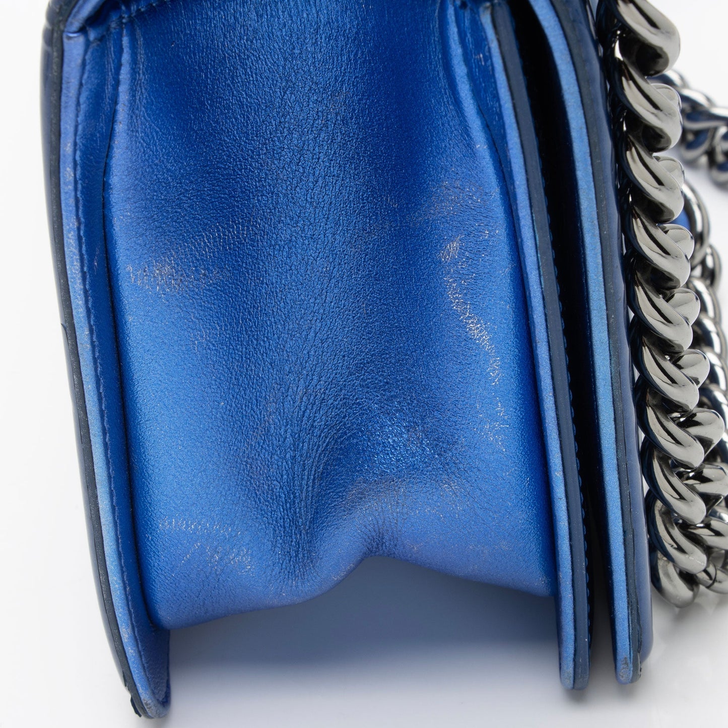 Chanel Metallic Patent Leather Old Medium Boy Bag (SHF-23789)