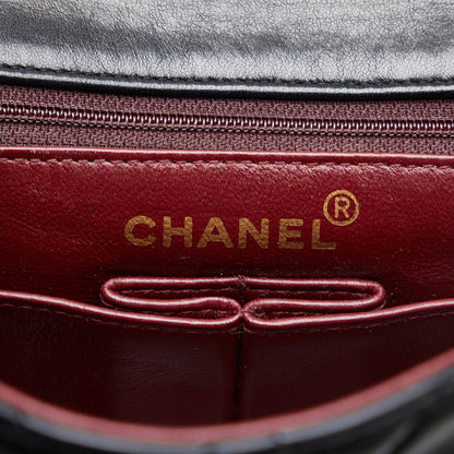Chanel Mini Classic Lambskin Square Flap (SHG-kqyz2i)