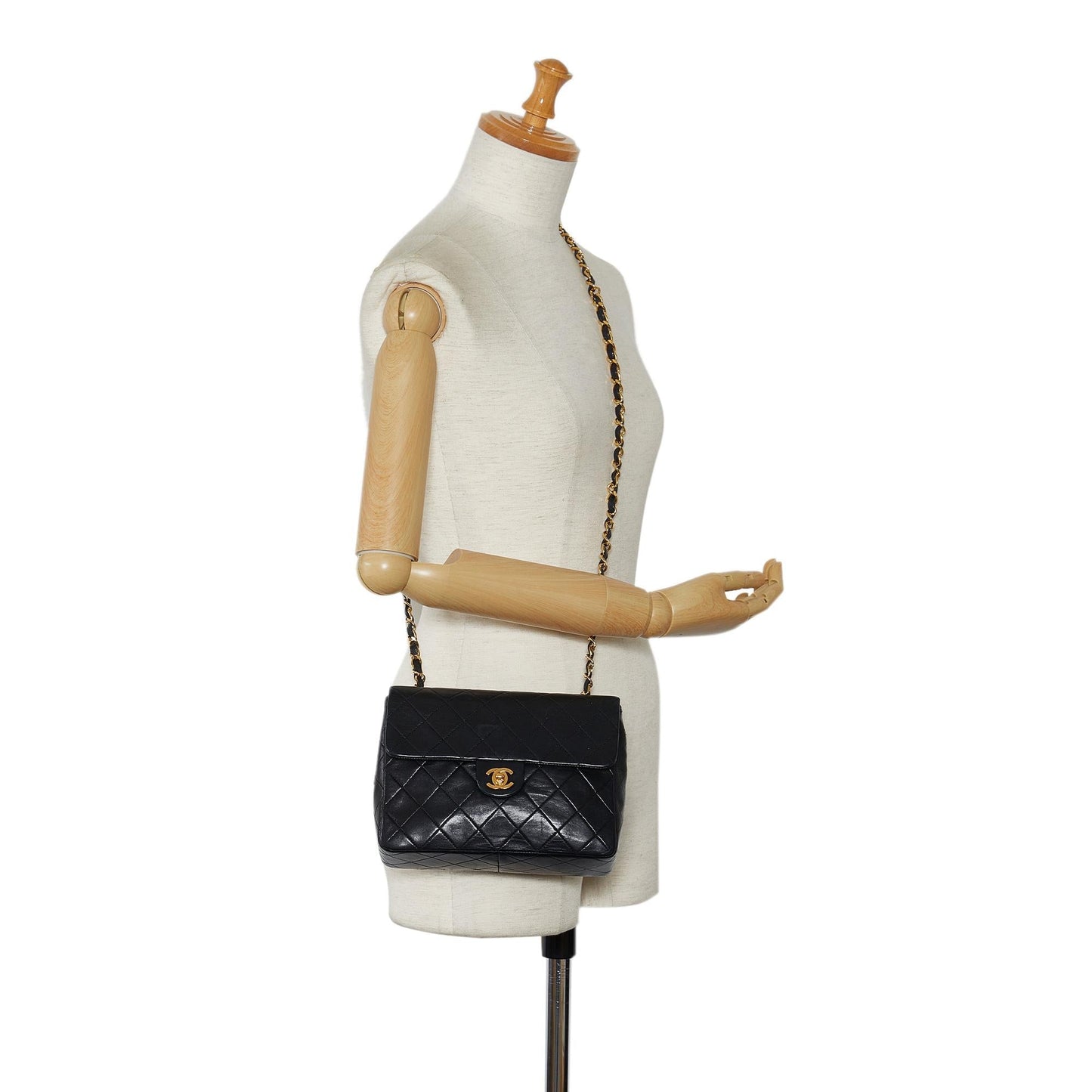 Chanel Mini Classic Lambskin Square Flap (SHG-kqyz2i)