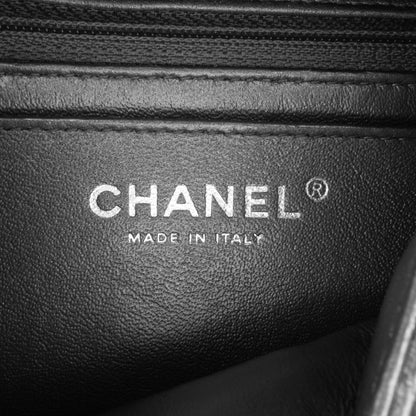 Chanel Mini Classic Lambskin Square Single Flap (SHG-Lqr8P5)