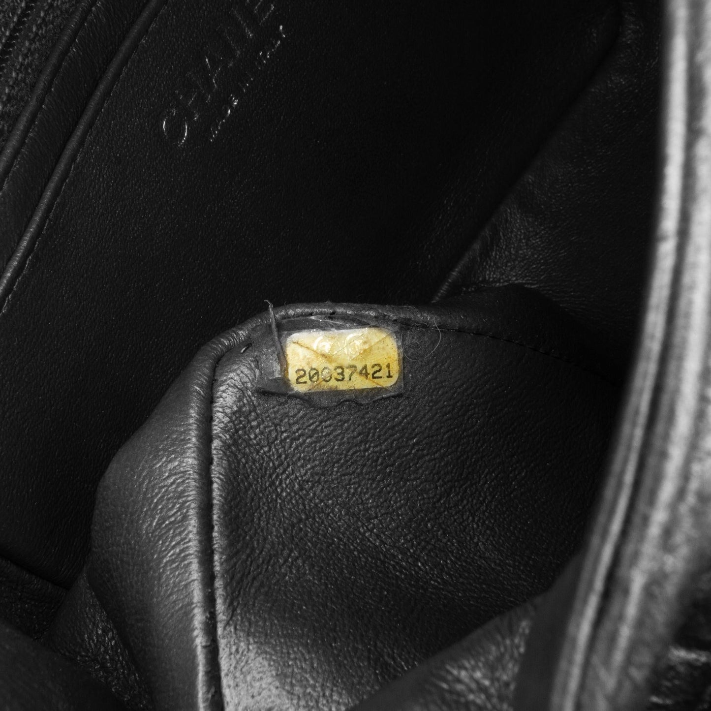 Chanel Mini Classic Lambskin Square Single Flap (SHG-Lqr8P5)