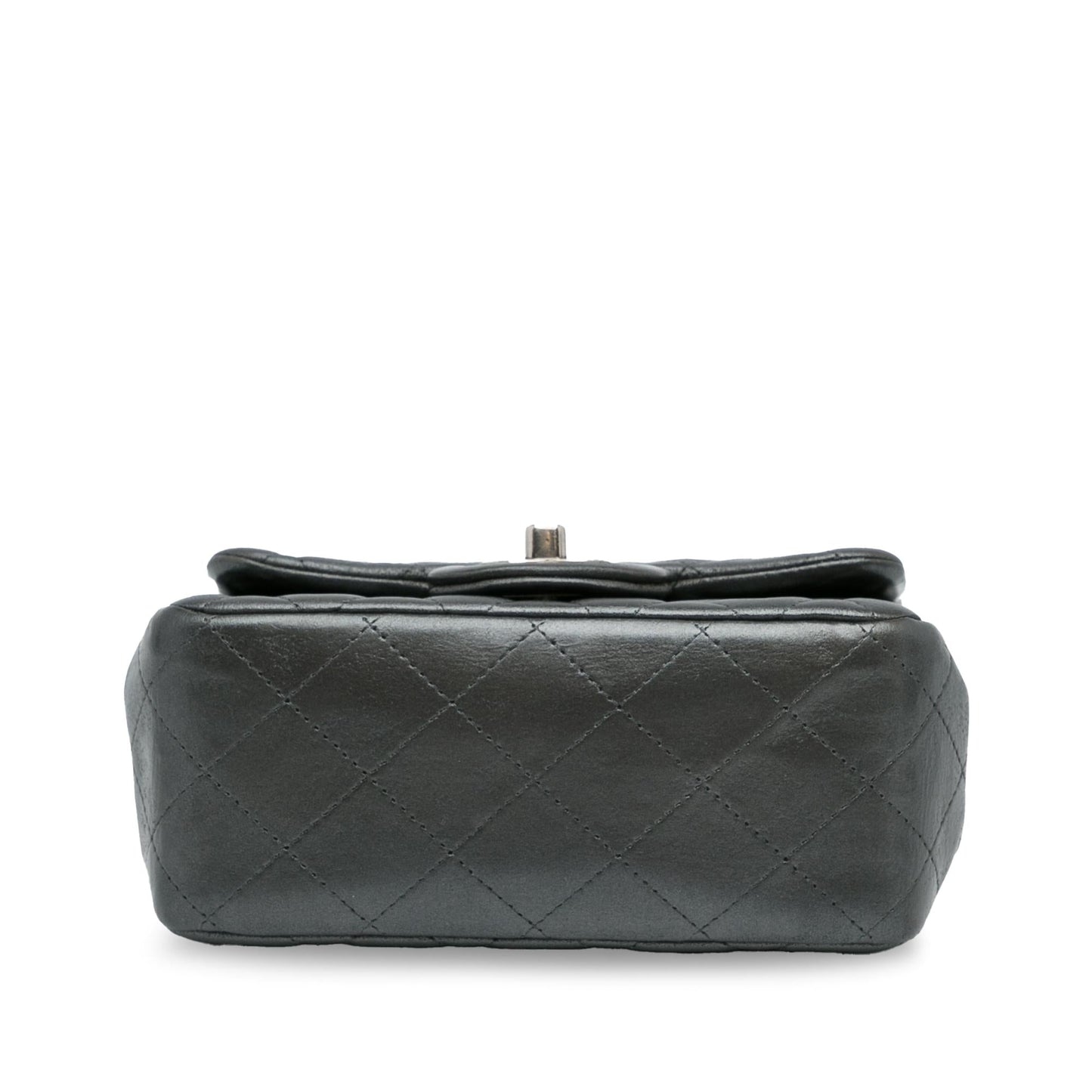 Chanel Mini Classic Lambskin Square Single Flap (SHG-Lqr8P5)