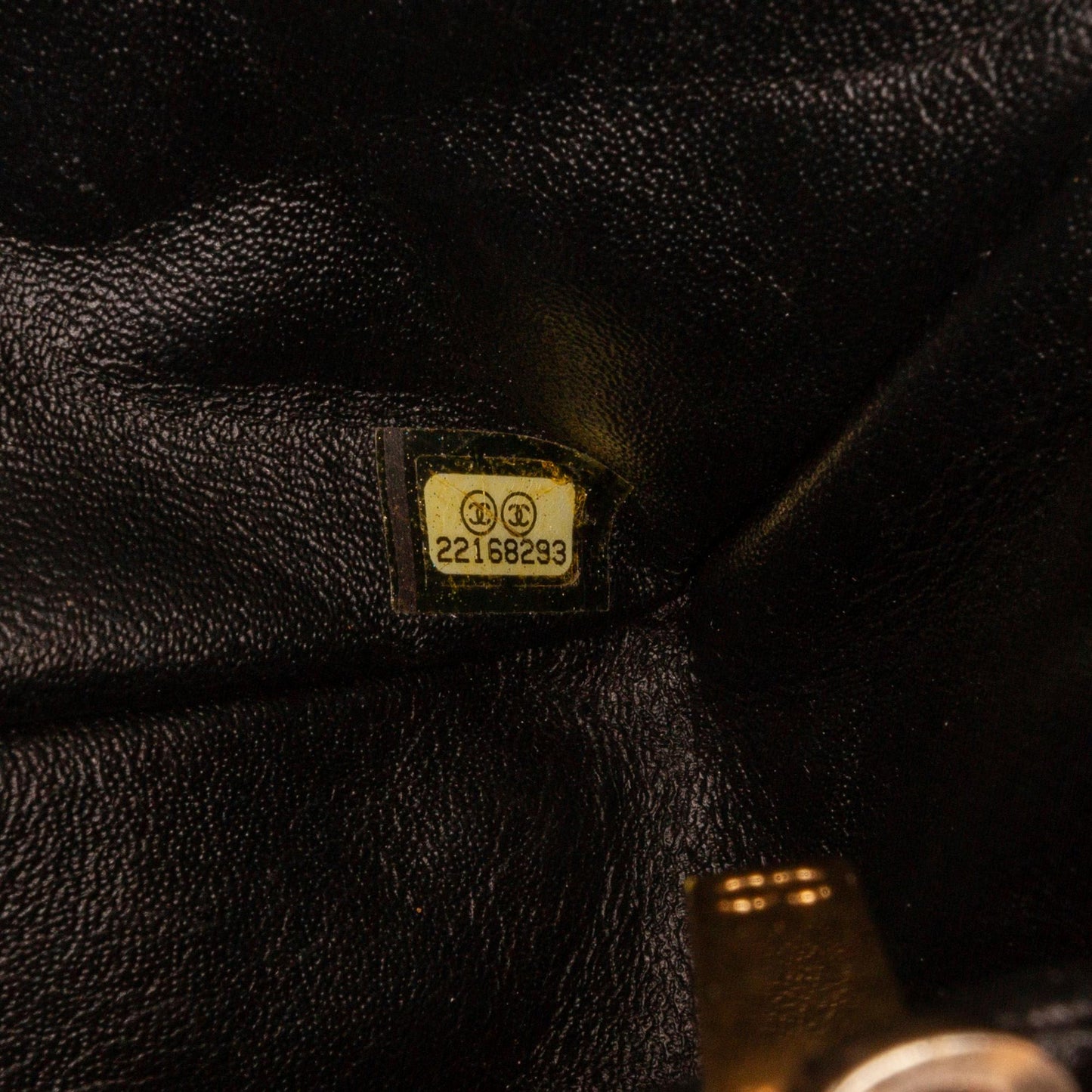 Chanel Mini Two-Tone Day Flap Bag (SHG-A41gF5)